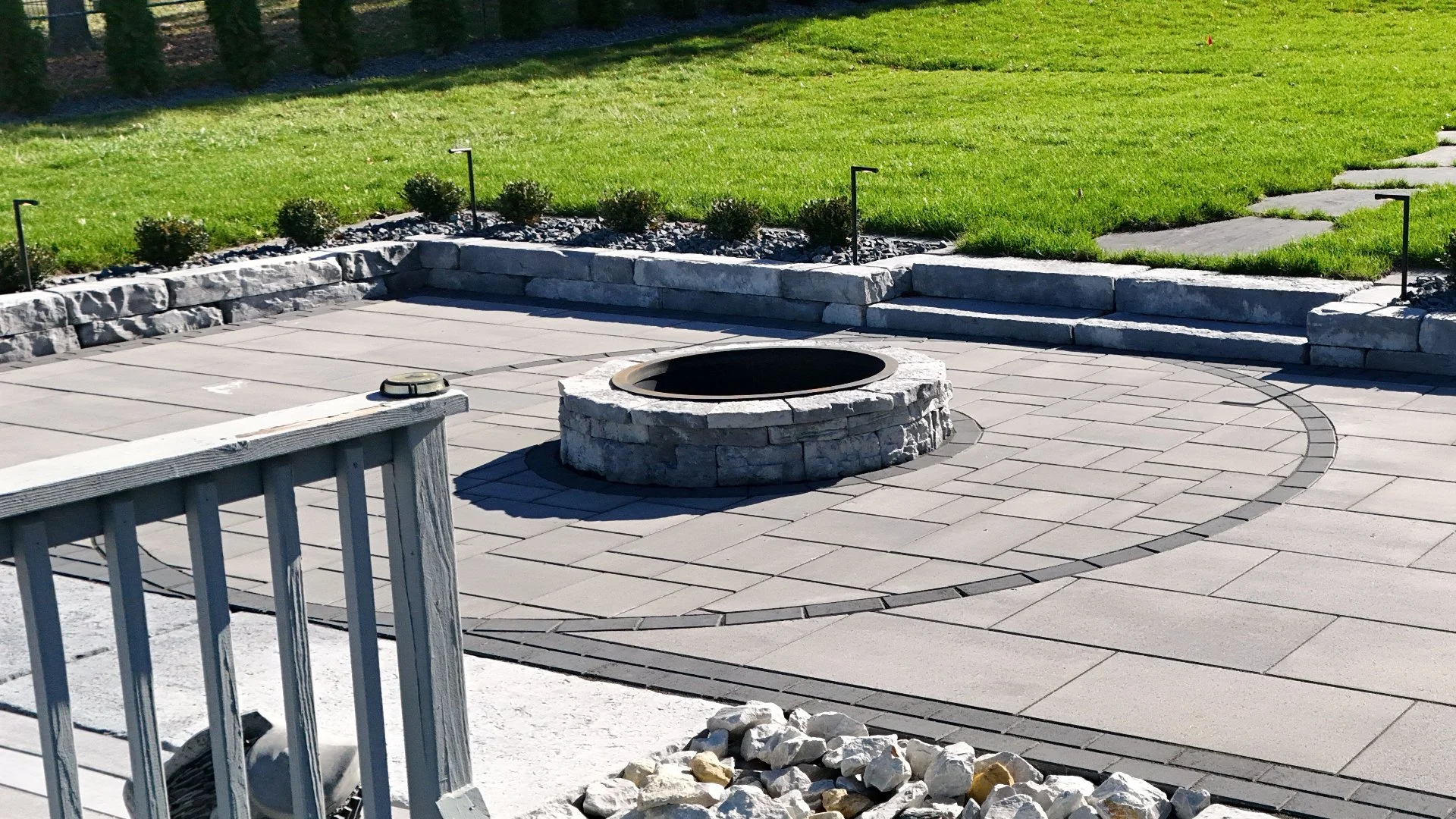 Do Gas Fire Pits Burn as Hot as Wood?