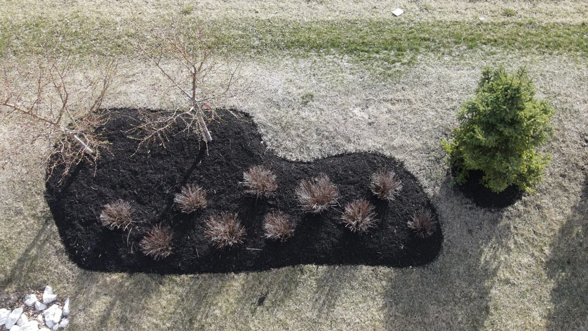 How Thick Should You Lay Mulch?