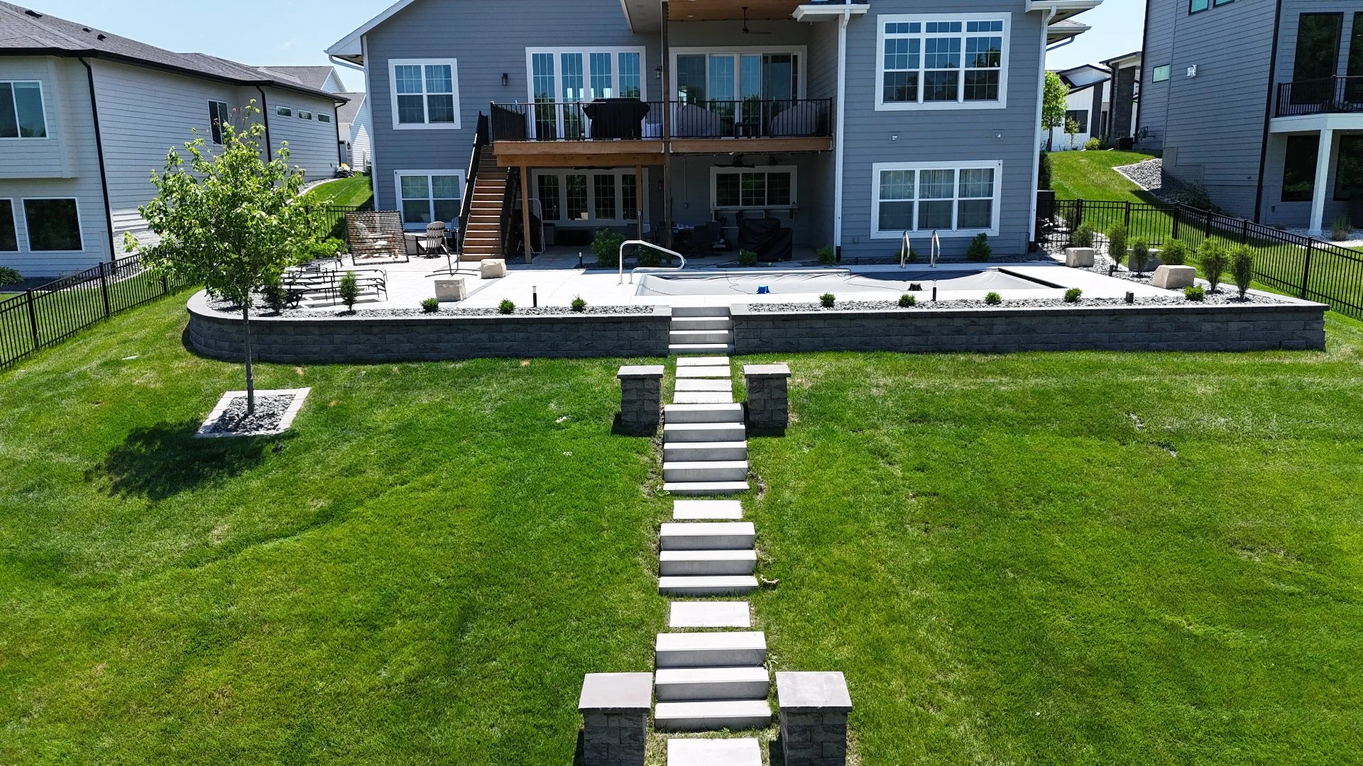 What Is the Ideal Height for a Retaining Wall?