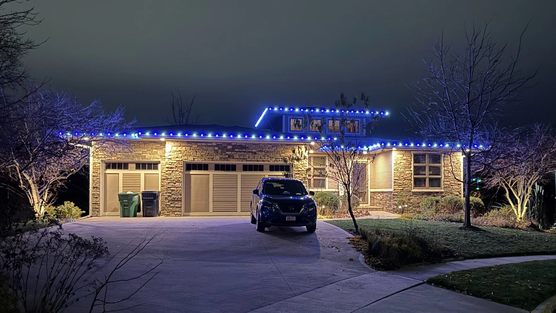 Warm White vs Cool White Christmas Lights - Which Should You Use?