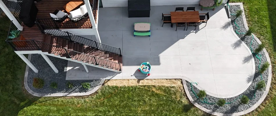 Broom finish concrete patio in Avon Lake, IA.